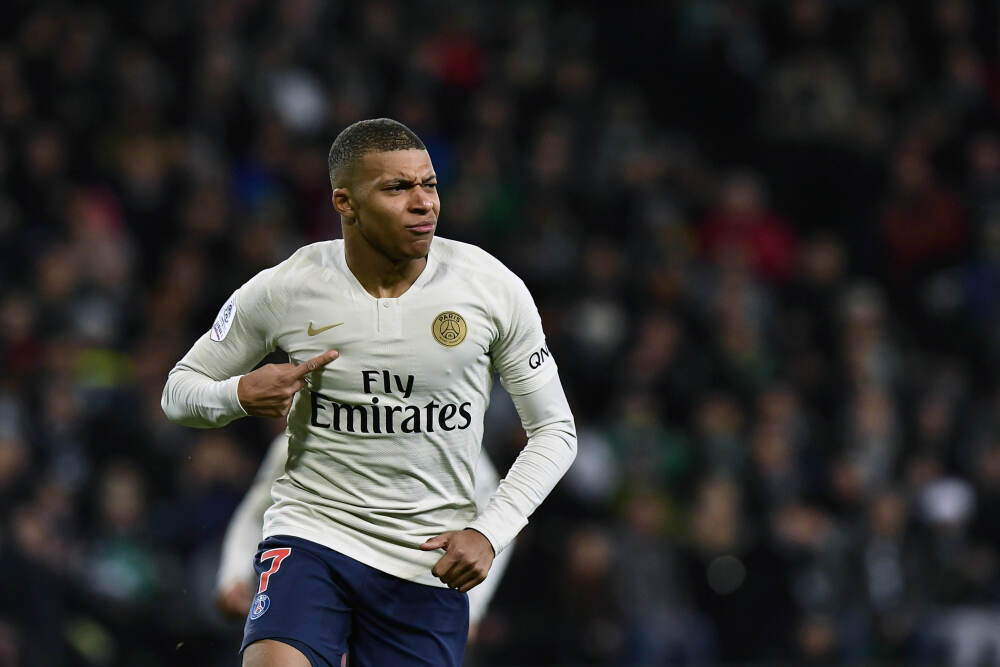 齐达内之子！卢卡·齐达内：代表阿尔及利亚参加非洲杯是一种骄傲